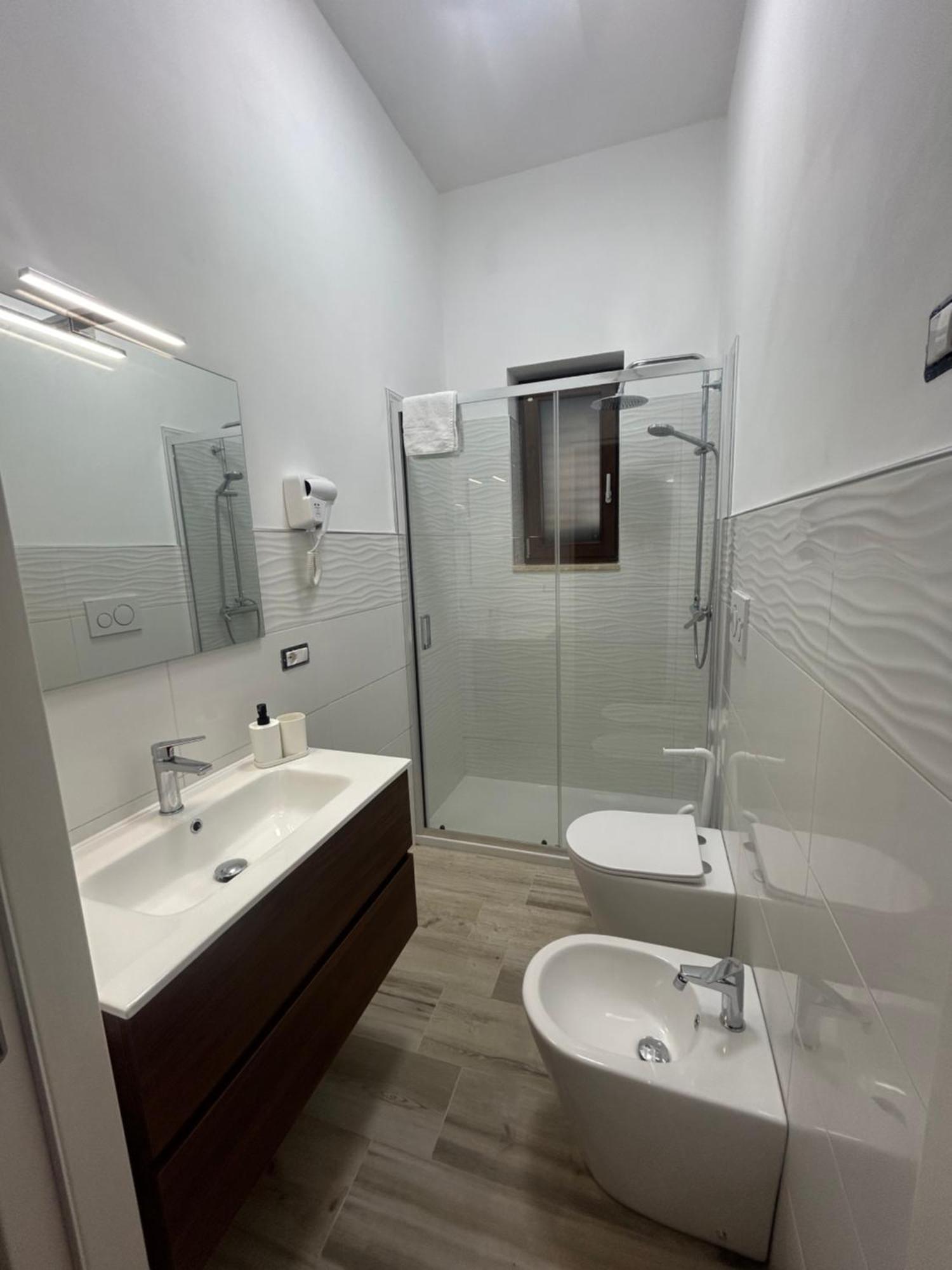 Casa Vacanze Nina Torre Ovo Exteriér fotografie